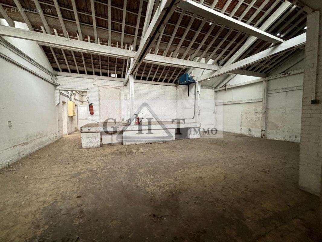 Commerce à SAINT-MAUR-DES-FOSSES