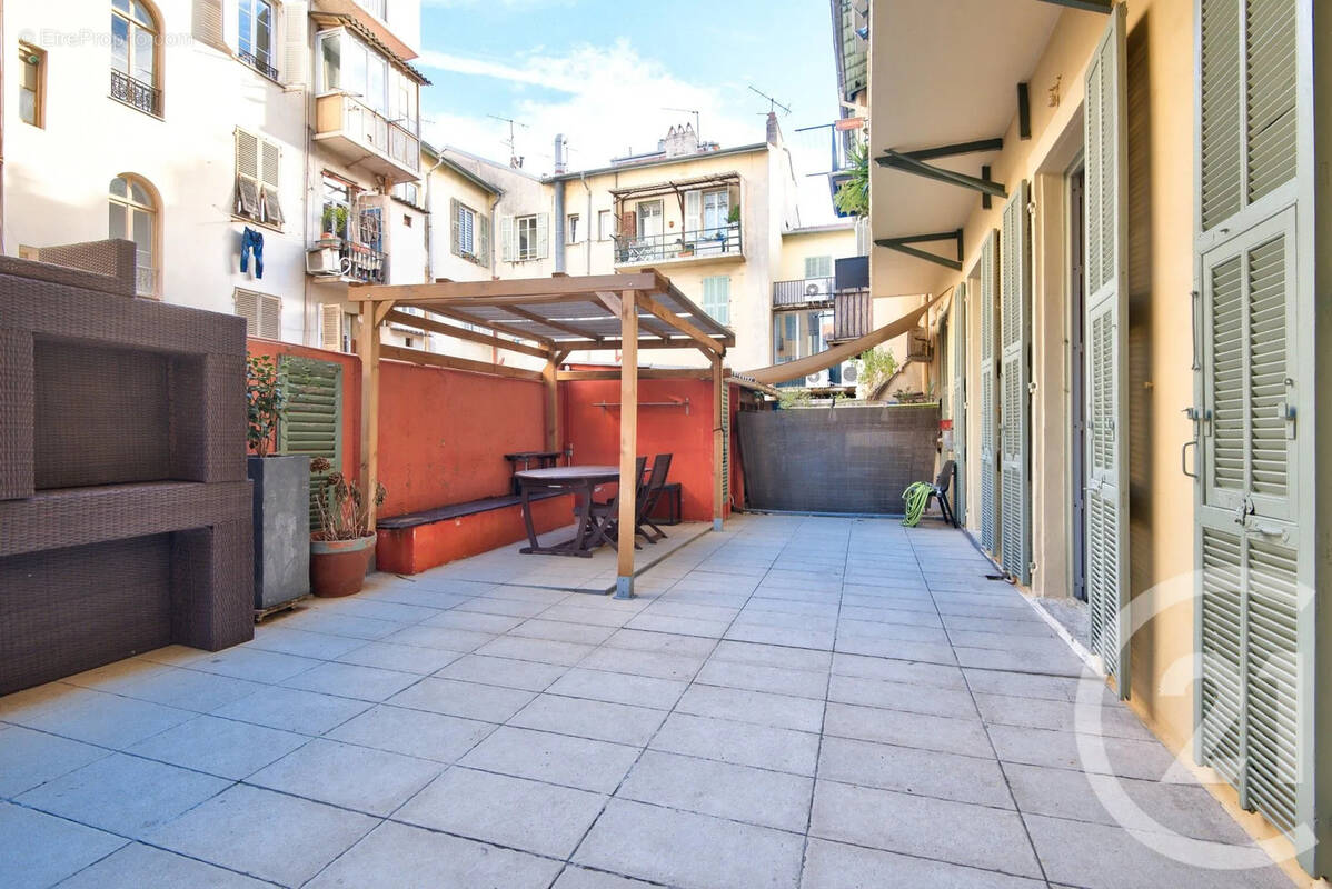 Appartement à NICE