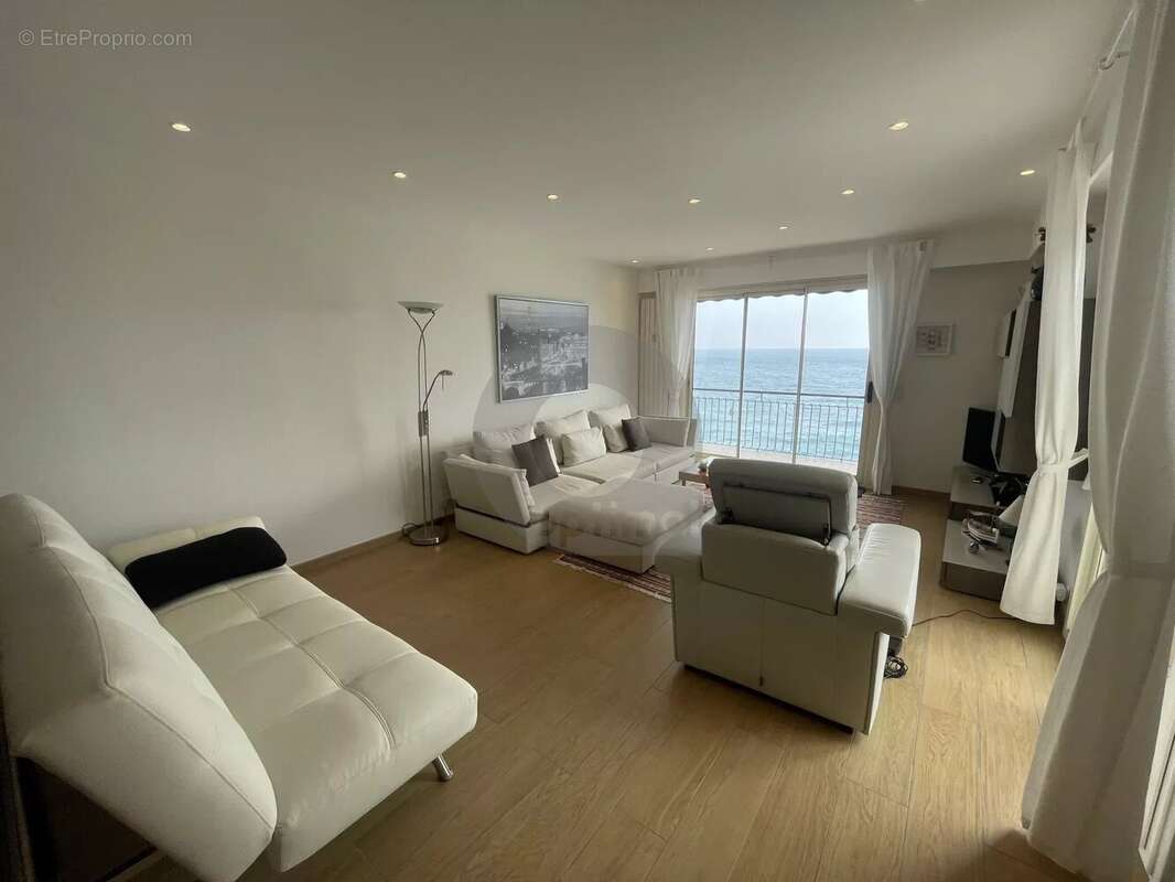 Appartement à MENTON