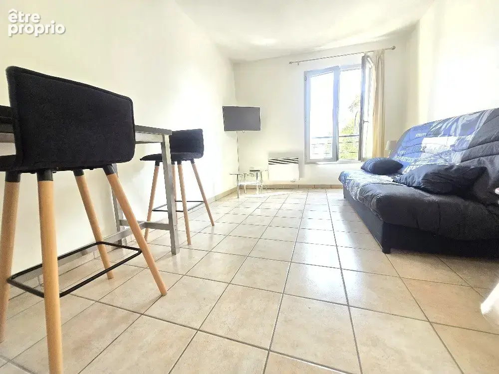 A vendre Studio lumineux au coeur de CHAPONOST - photo 10