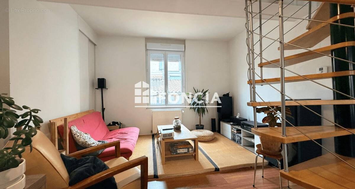 Appartement à BORDEAUX
