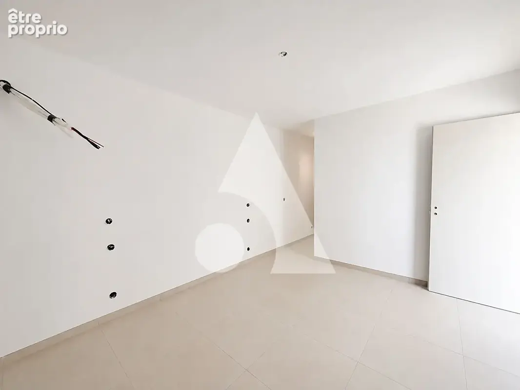 Prox Pertuis-  Appartement T3 de 67,57 m2 avec terrasse+ parking - photo 6