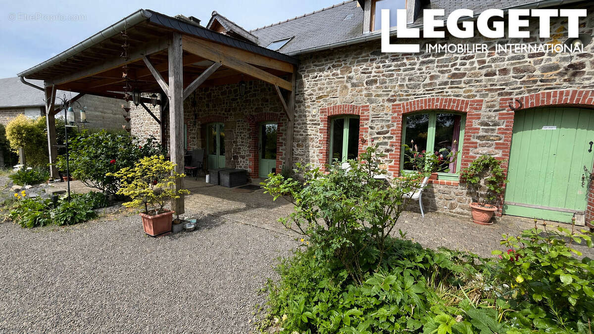 Maison à REFFUVEILLE