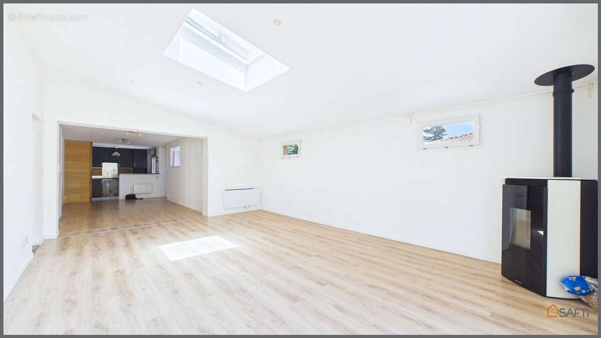 Photo 3 - Appartement à SAINT-MEDARD-EN-JALLES