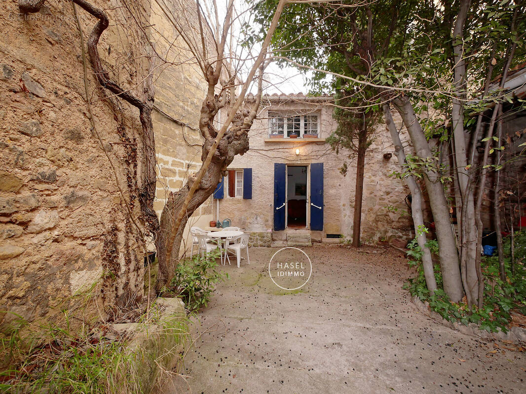 Maison à CASTELNAU-DE-GUERS