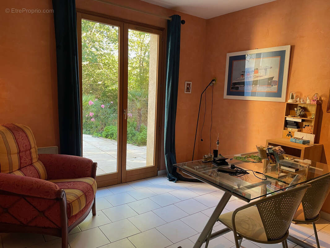 Maison à JAMBLES