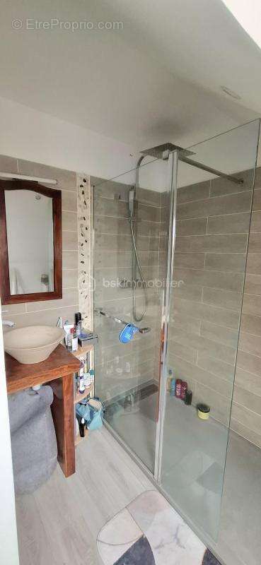 Maison à NEUVILLE-SUR-BRENNE