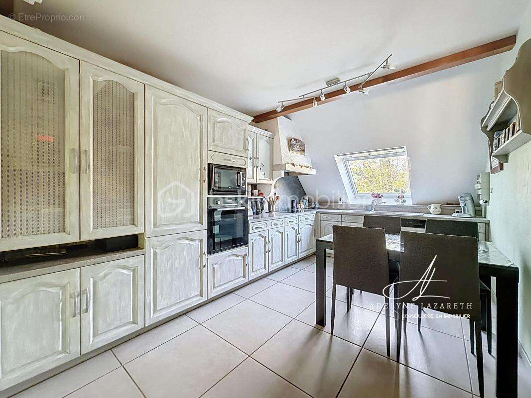 Appartement à ANNECY-LE-VIEUX