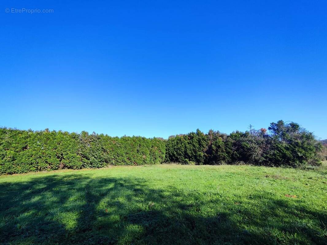 Terrain à SALIES-DE-BEARN