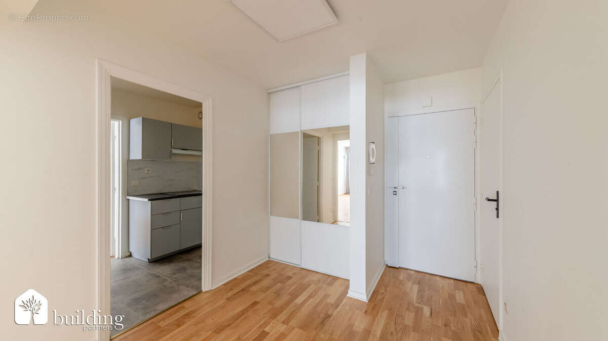 Appartement à PARIS-17E