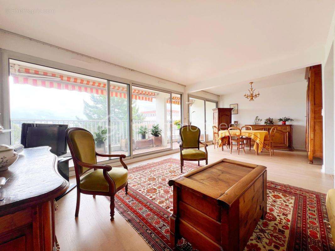 Appartement à MARLY-LE-ROI