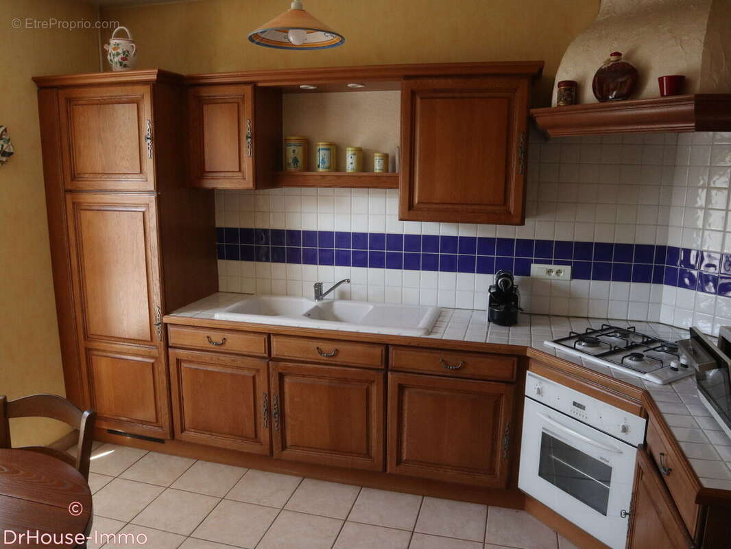 Maison à ETOILE-SUR-RHONE