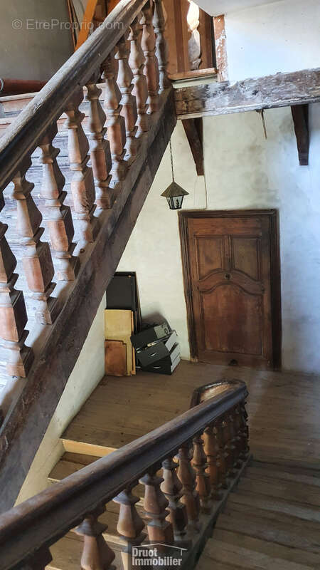 Appartement à SAINT-GENIEZ-D'OLT