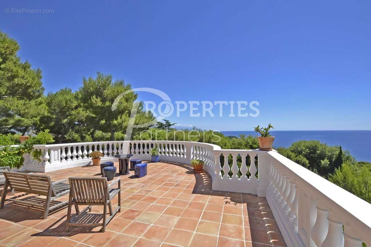 Maison à SAINT-JEAN-CAP-FERRAT