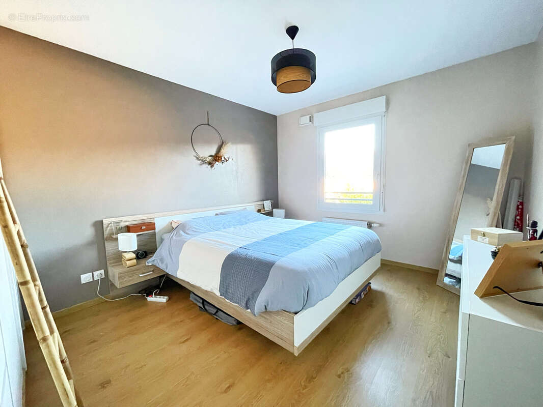 Appartement à OULLINS