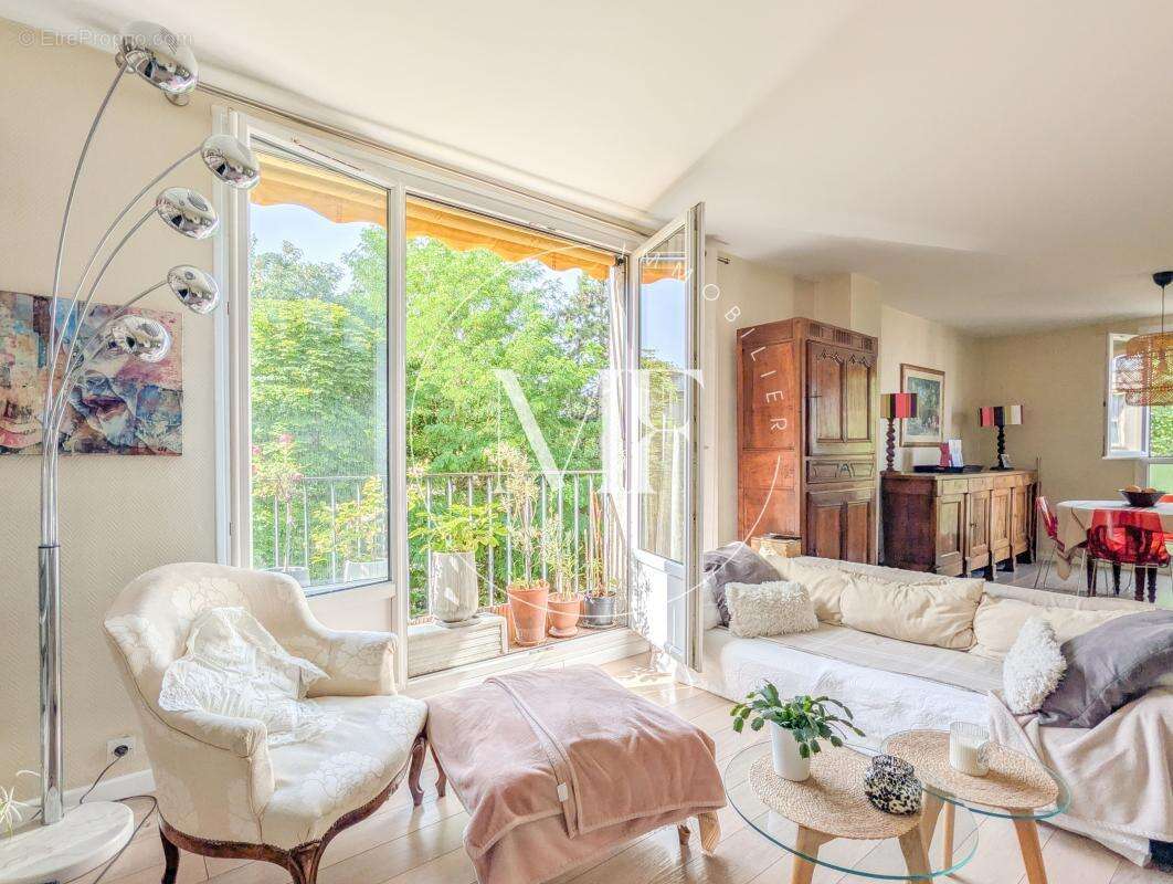 Appartement à RUEIL-MALMAISON