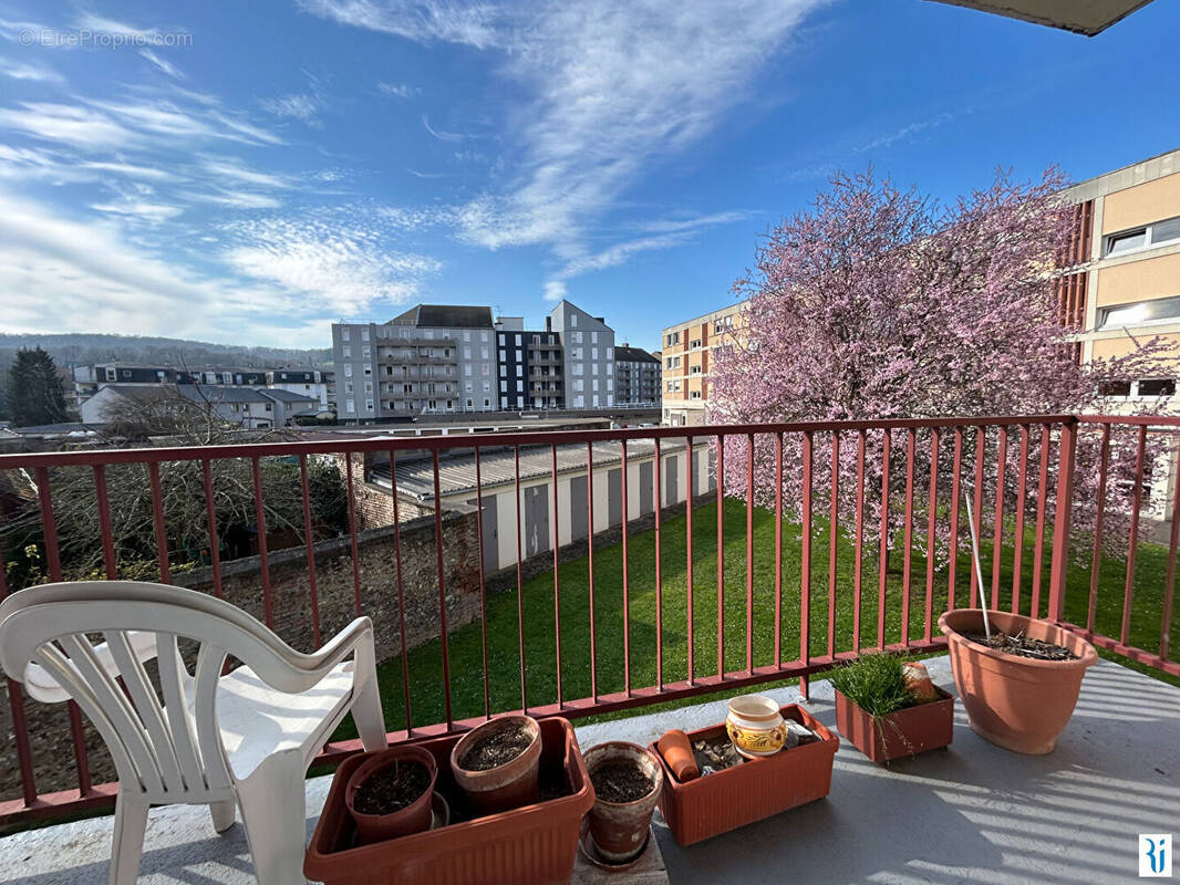 Appartement à DARNETAL