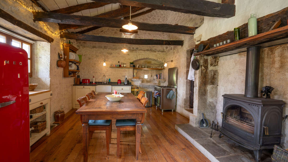 Maison à BAGAT-EN-QUERCY