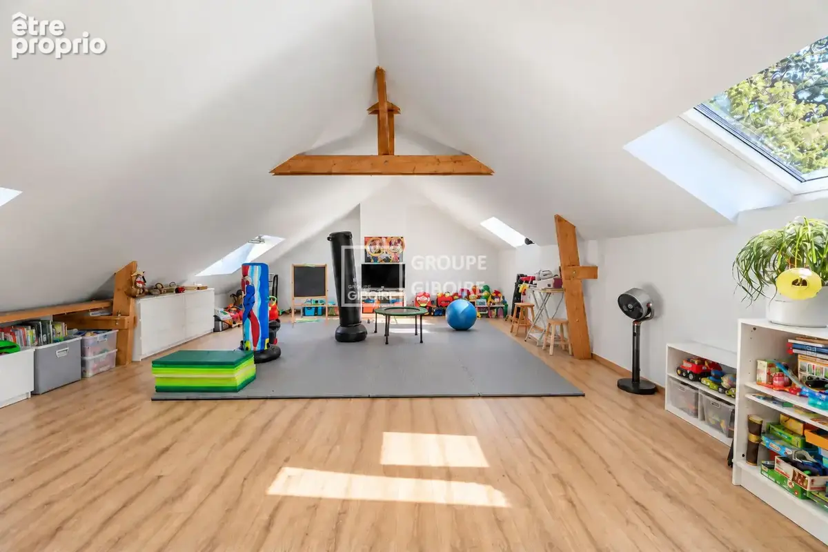 A VENDRE - Agence GIBOIRE de Bruz - EXLUSIVITÉ - Maison T8 de 241 m² habitables - BRUZ - Rennes métropole - 500 m de l - photo 10