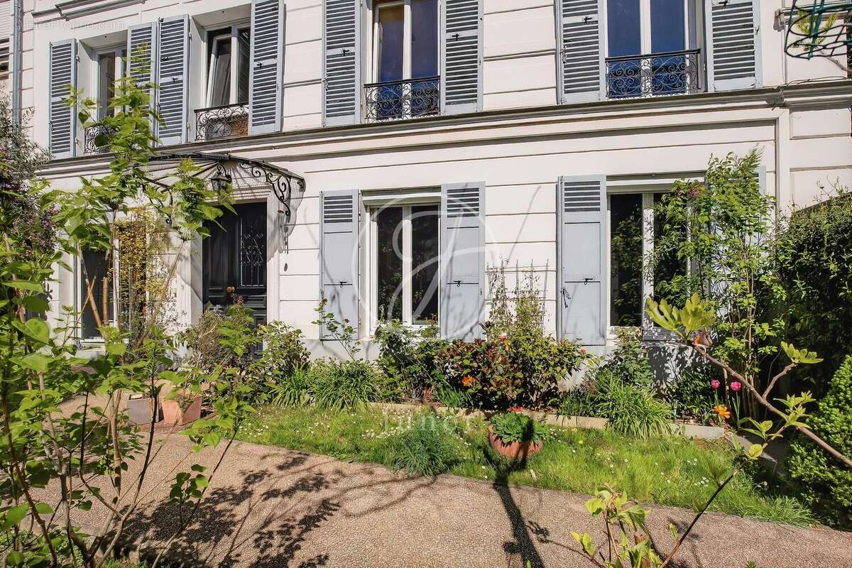 Maison à SAINT-CLOUD