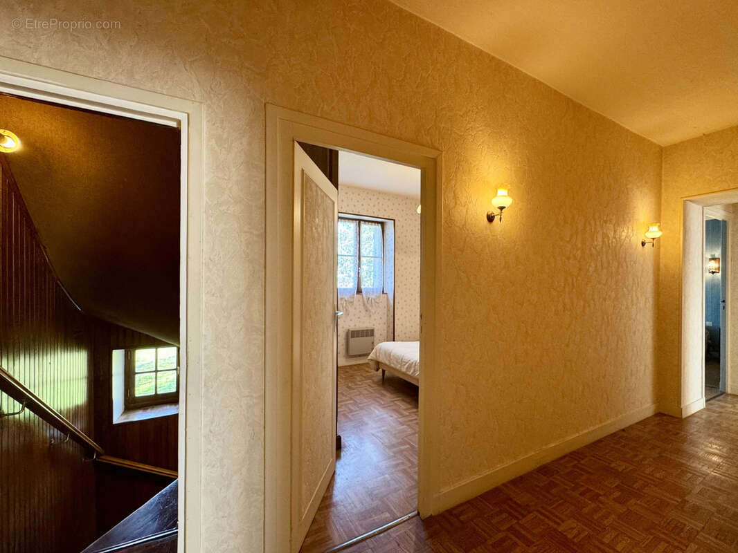 Maison à COULOMMIERS