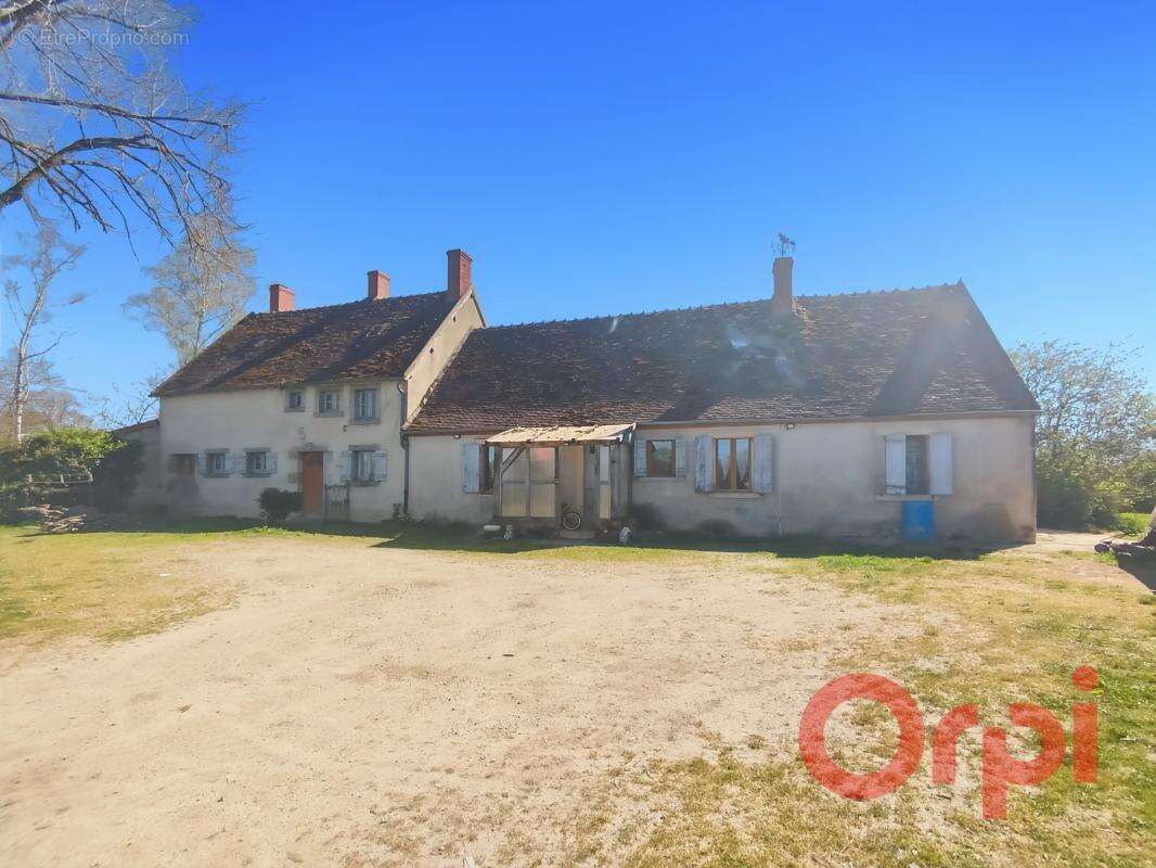 Maison à ISLE-ET-BARDAIS