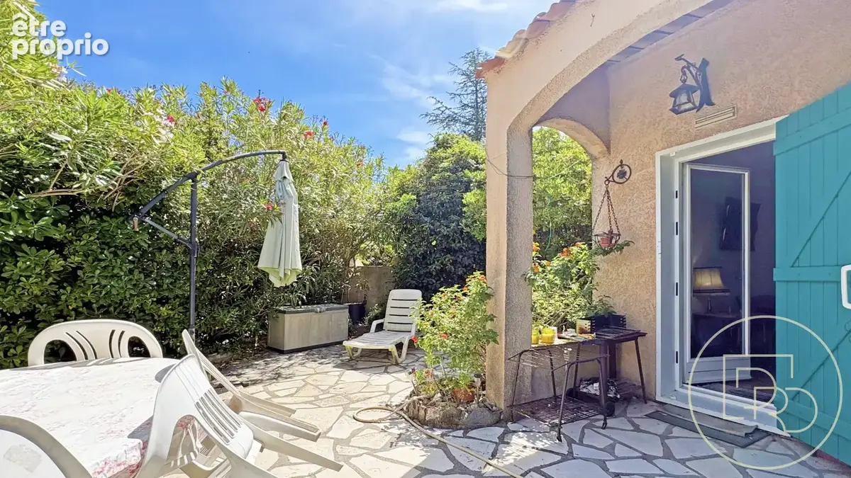 Photo Maison à Hyeres au prix de 459 000€