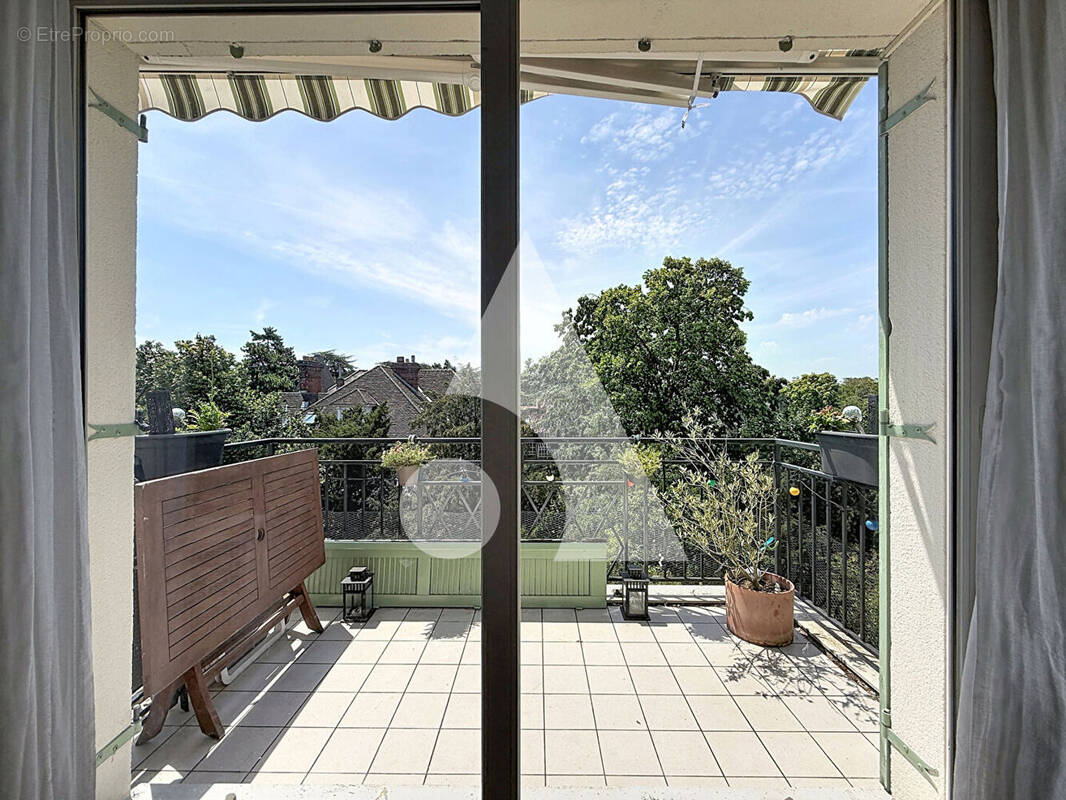 Appartement à RUEIL-MALMAISON