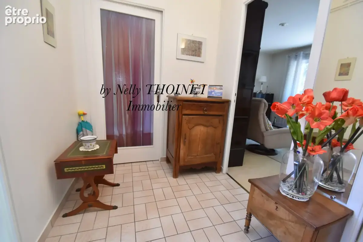 Dépt.63, CLERMONT-FERRAND, quartier Vallières, BEL APPARTEMENT, 1er étage, T4, 86 m2, cave, 2 stationnements - photo 5