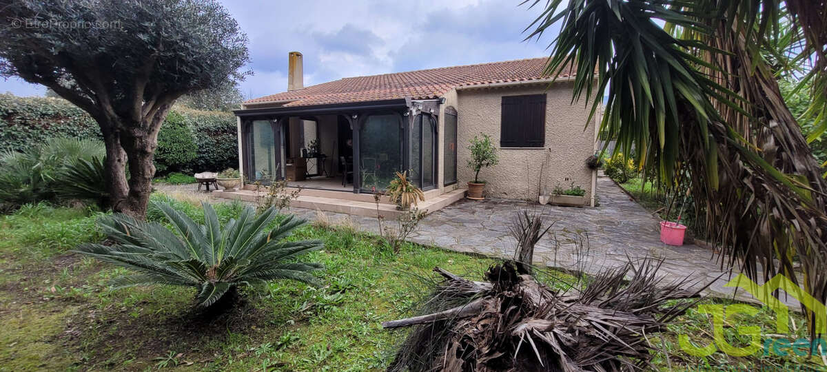 Maison à BORMES-LES-MIMOSAS