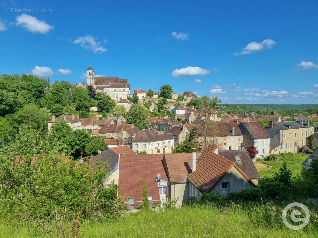 Maison 7 pièces de 126m2 habitables avec jardin à Châtel-Censoir - photo 3