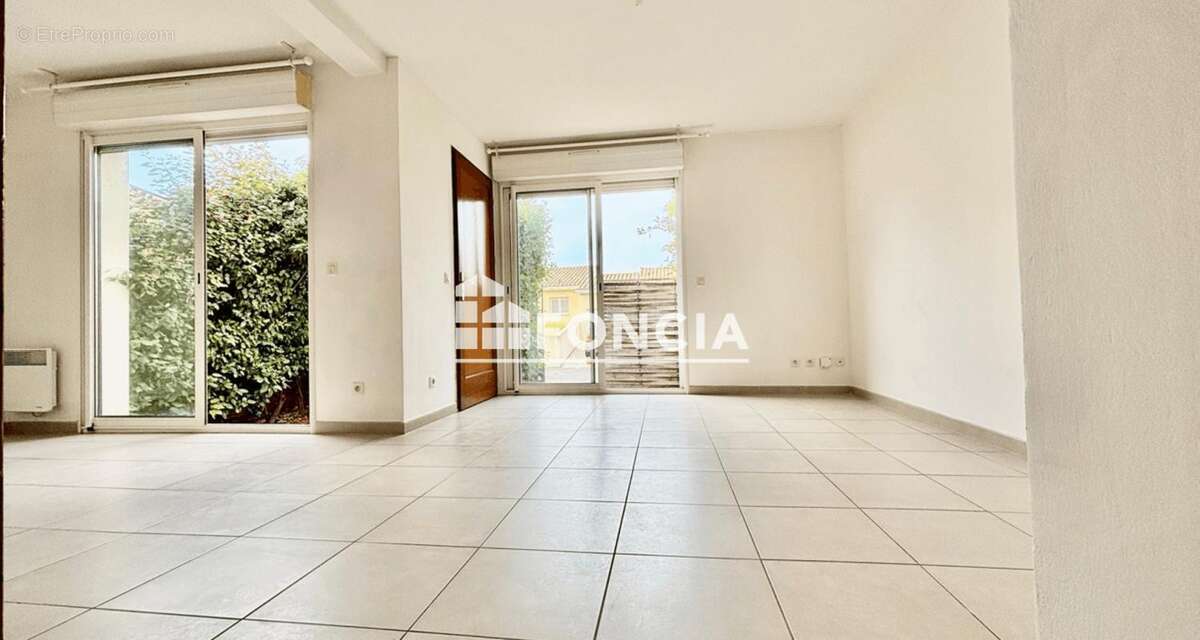 Maison à COURNONSEC