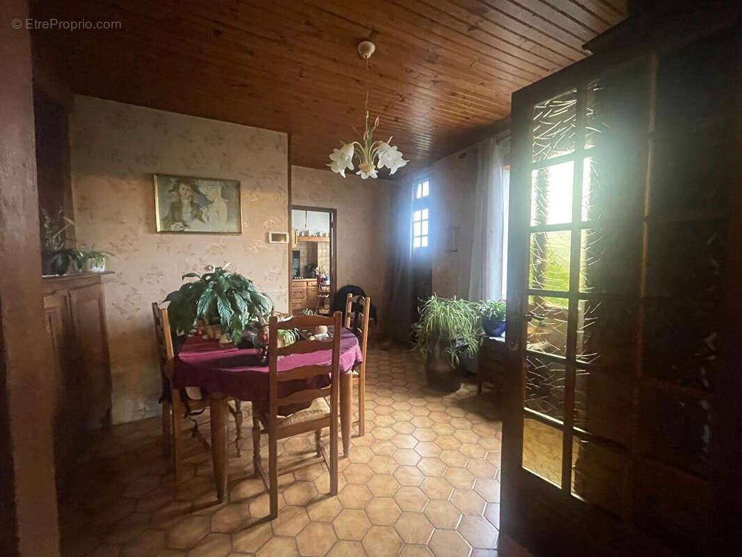 Maison à SAACY-SUR-MARNE