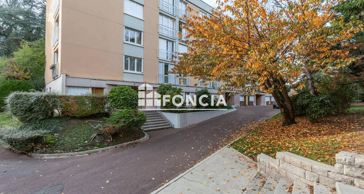 Appartement à YERRES