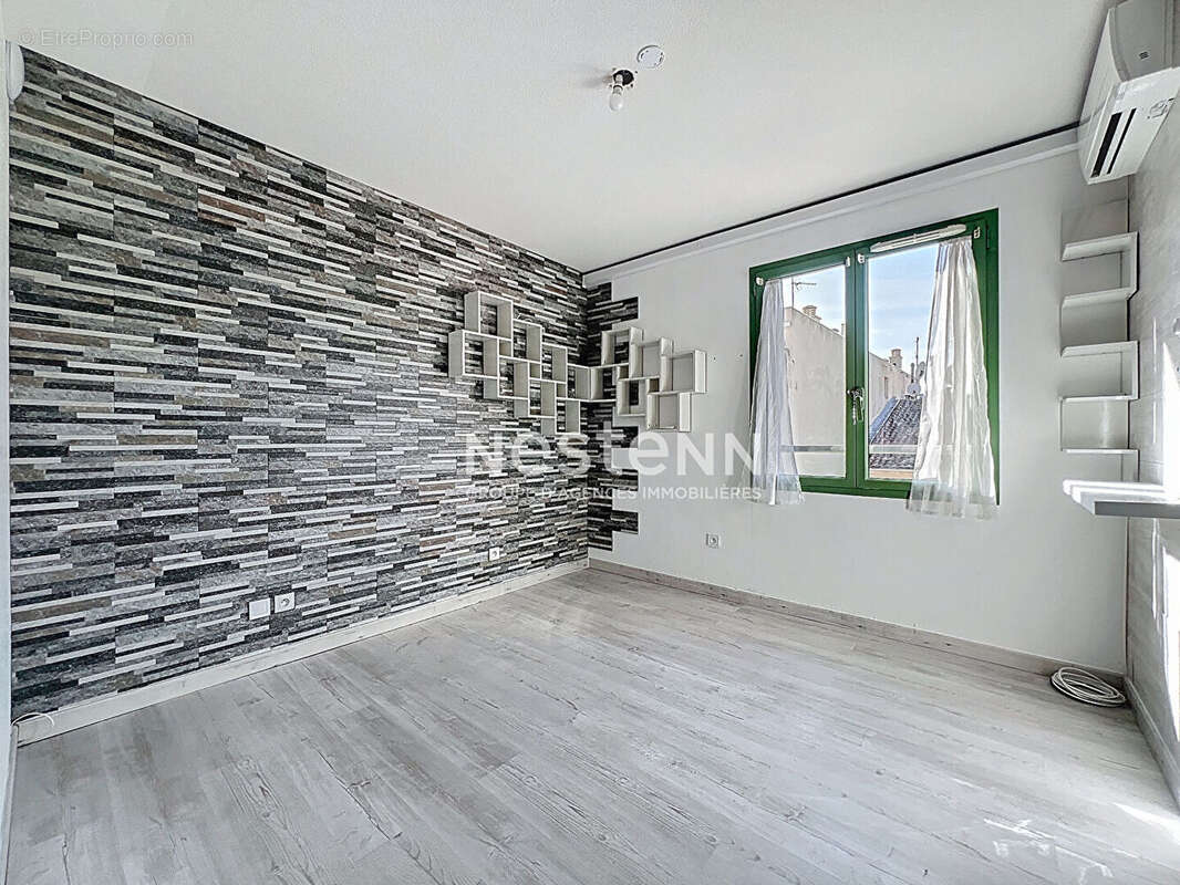 Appartement à VALLAURIS