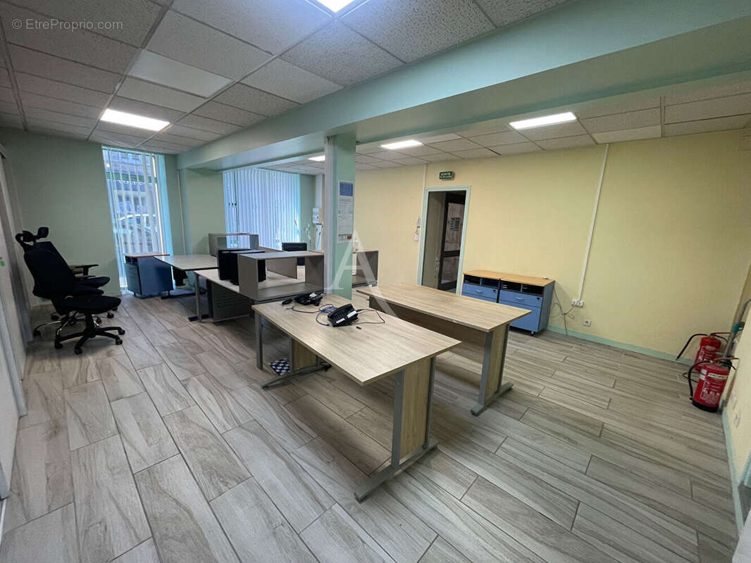 Commerce à ROCHEFORT