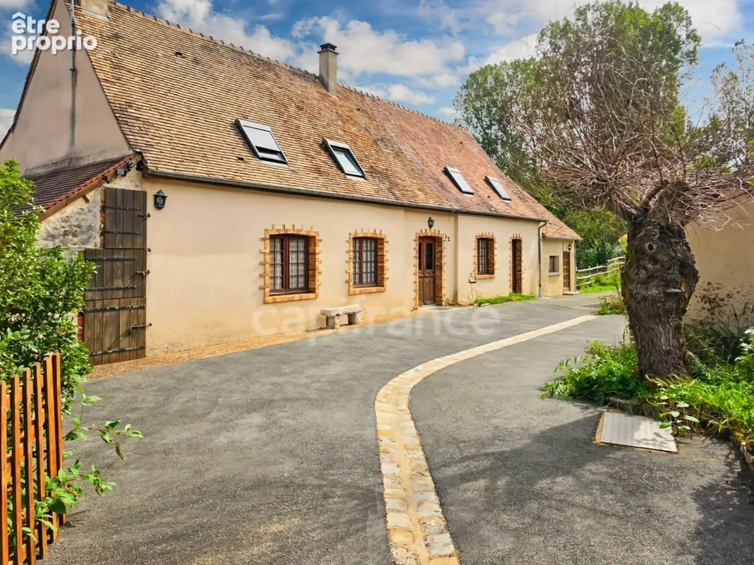 Maison à LOMBRON