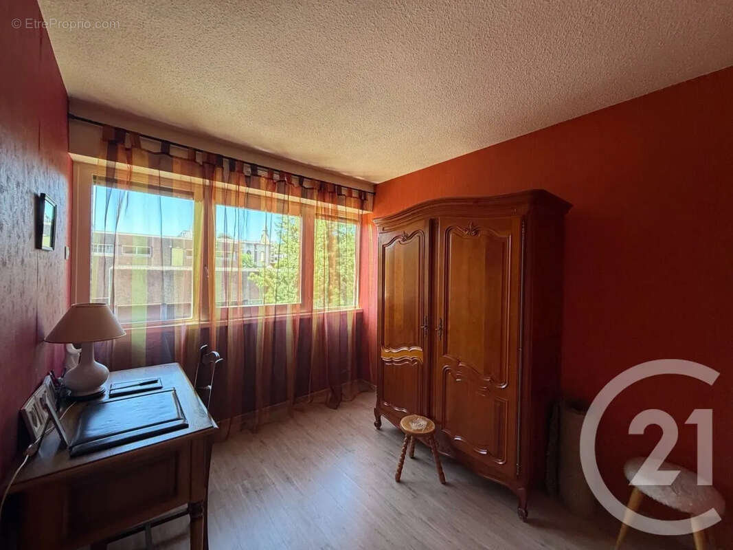 Appartement 69 m² à Aurillac  - photo 10