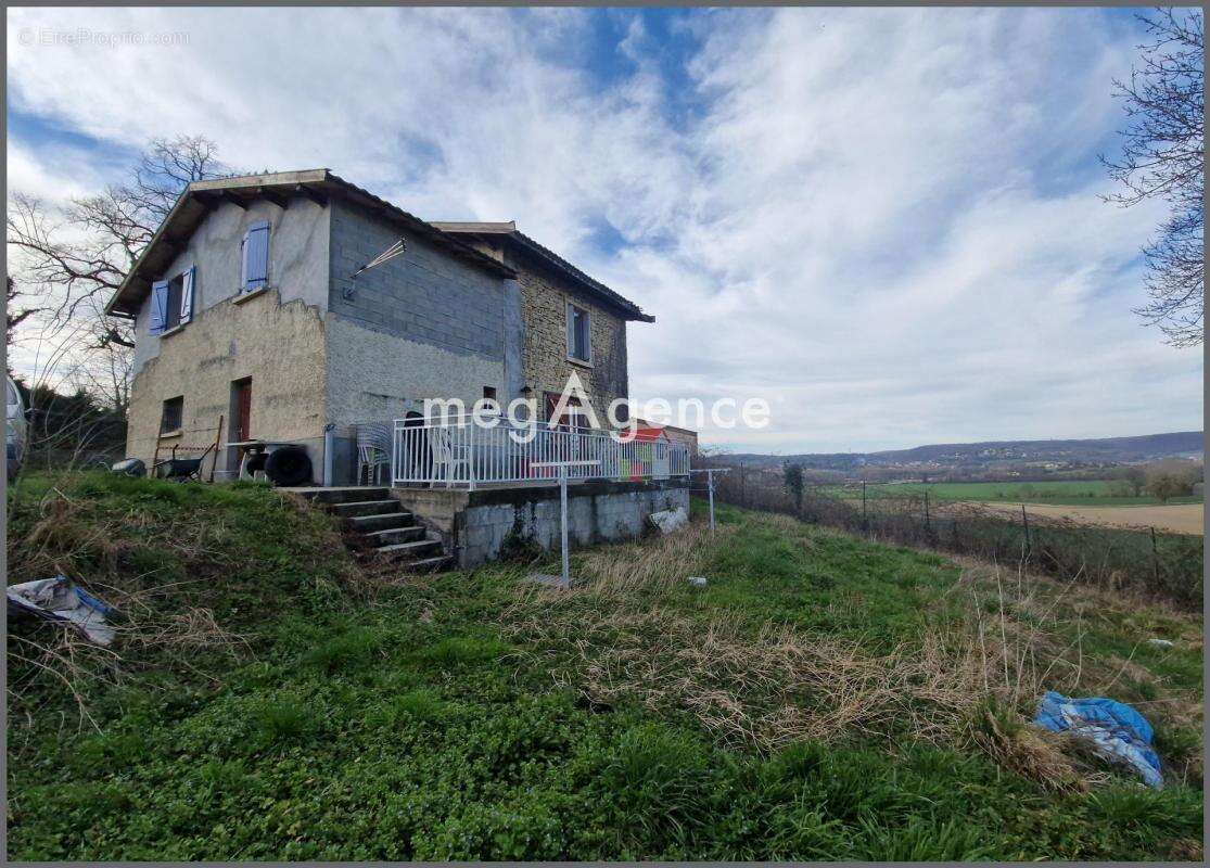 Maison à L&#039;ISLE-D&#039;ABEAU