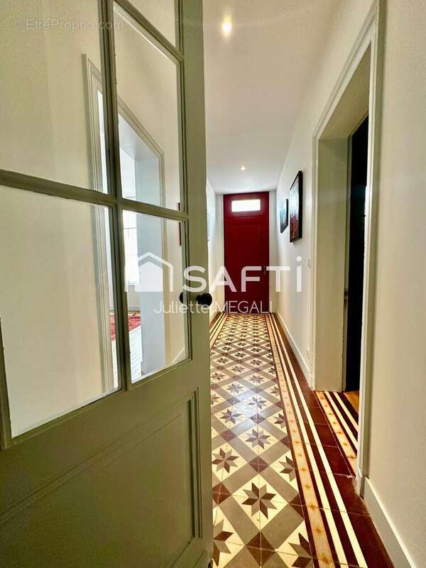 Maison 345 m² à Montagne  - photo 3