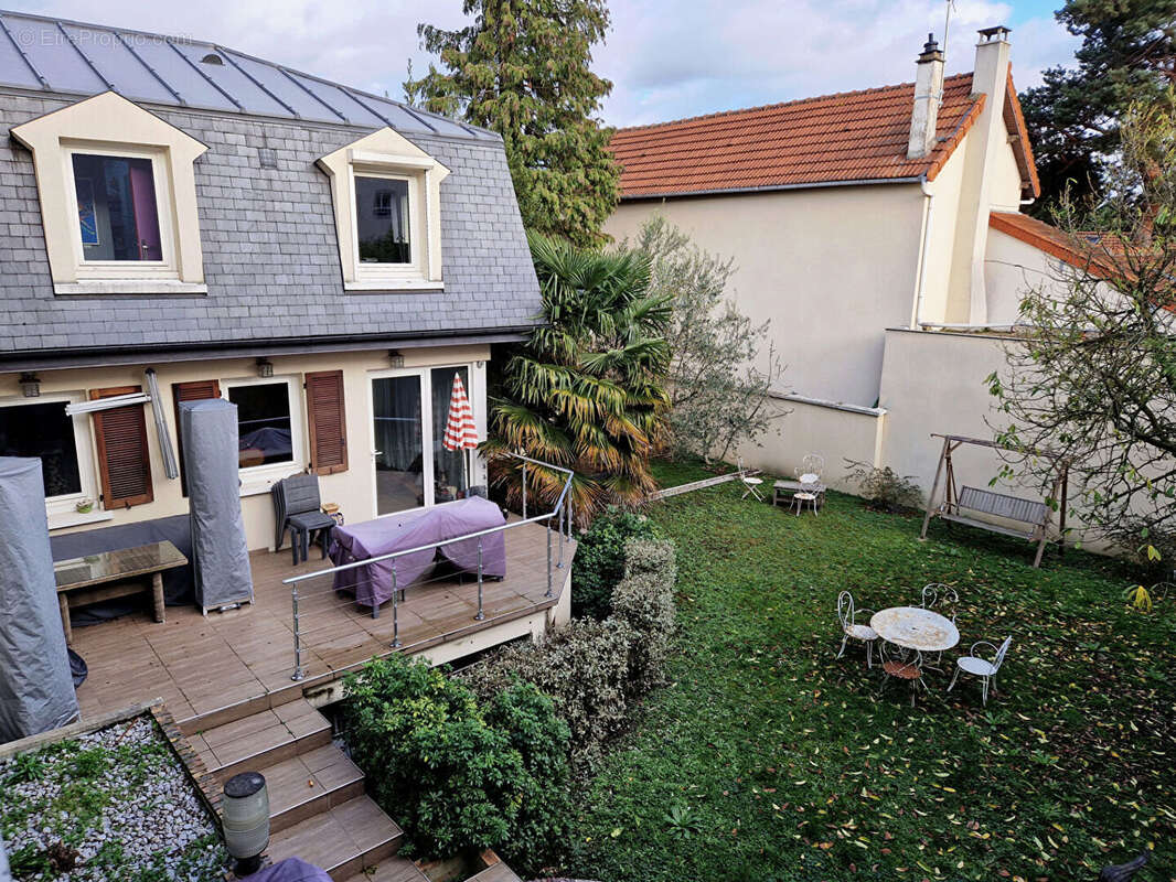 Maison à LIVRY-GARGAN