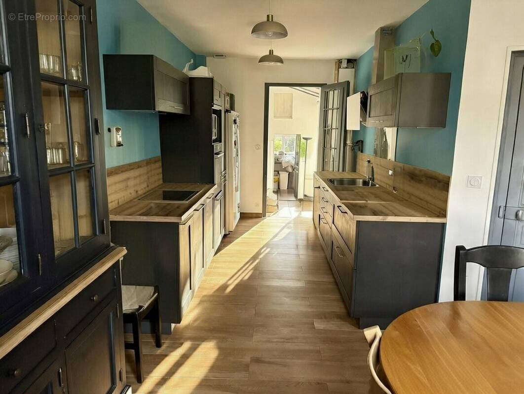 Maison à MONTREUIL-BELLAY