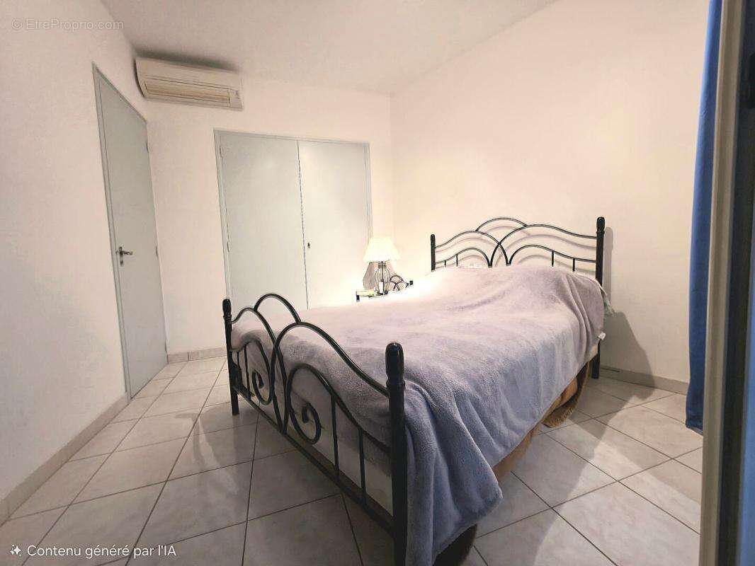 Appartement à BORMES-LES-MIMOSAS