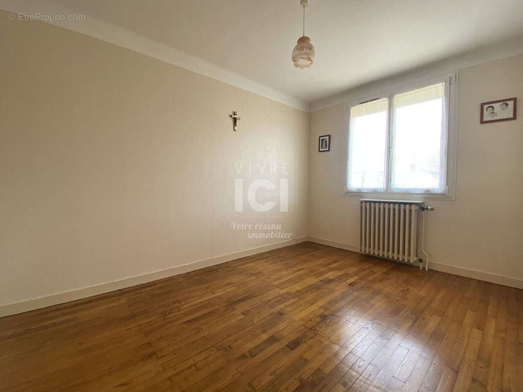 Maison à SAINT-SEBASTIEN-SUR-LOIRE