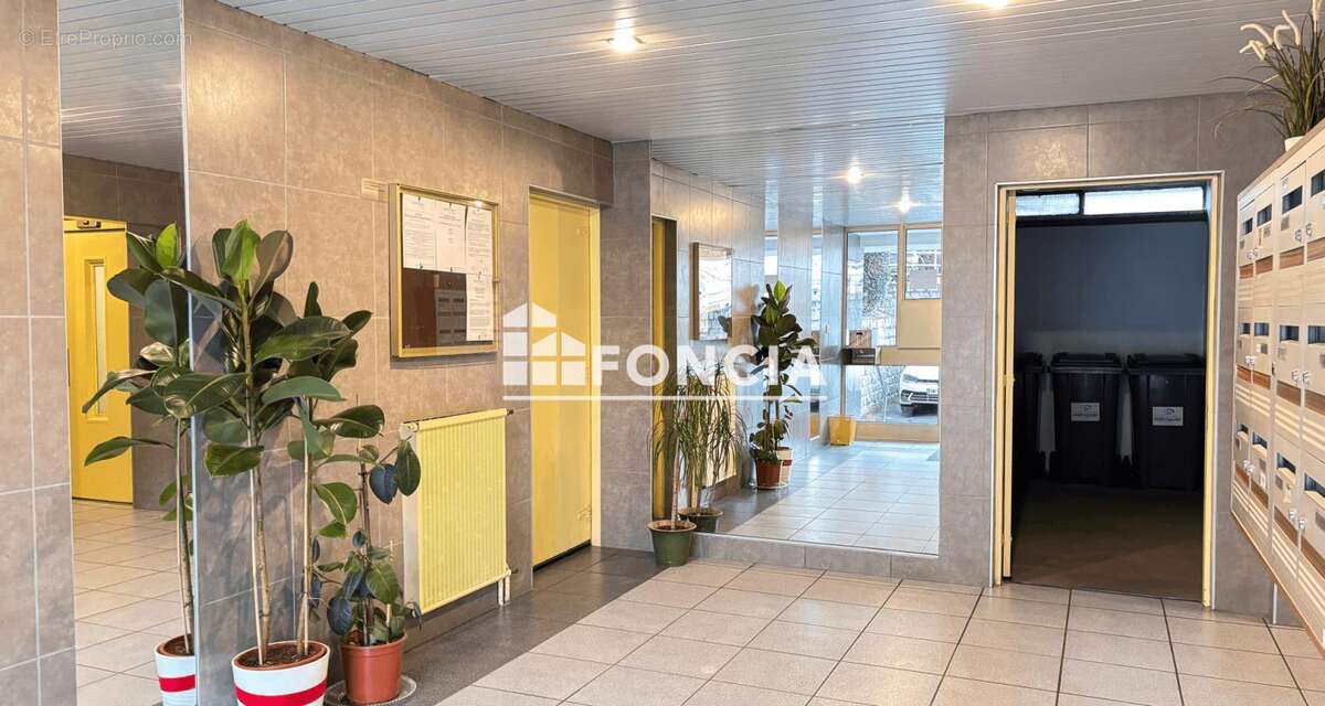 Appartement à SAINT-ETIENNE