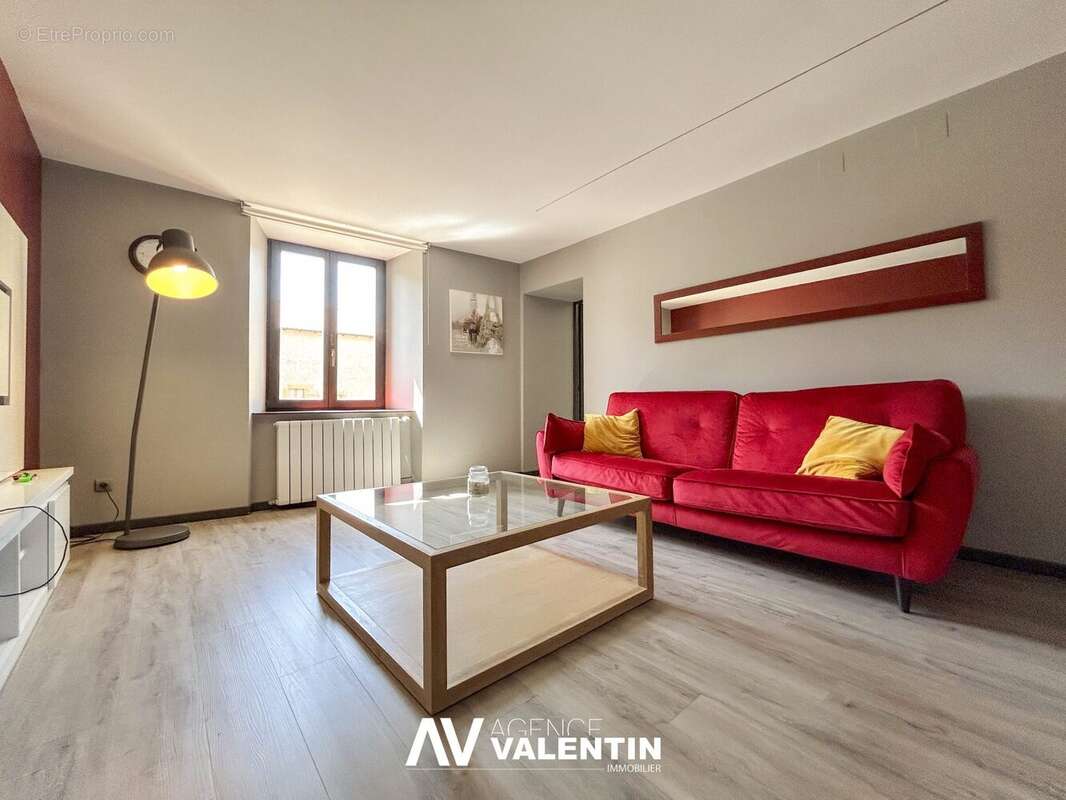 Maison à SAINT-PRIVAT-LA-MONTAGNE