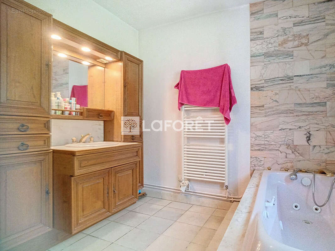 Maison à SAINT-GERMAIN-DE-PASQUIER