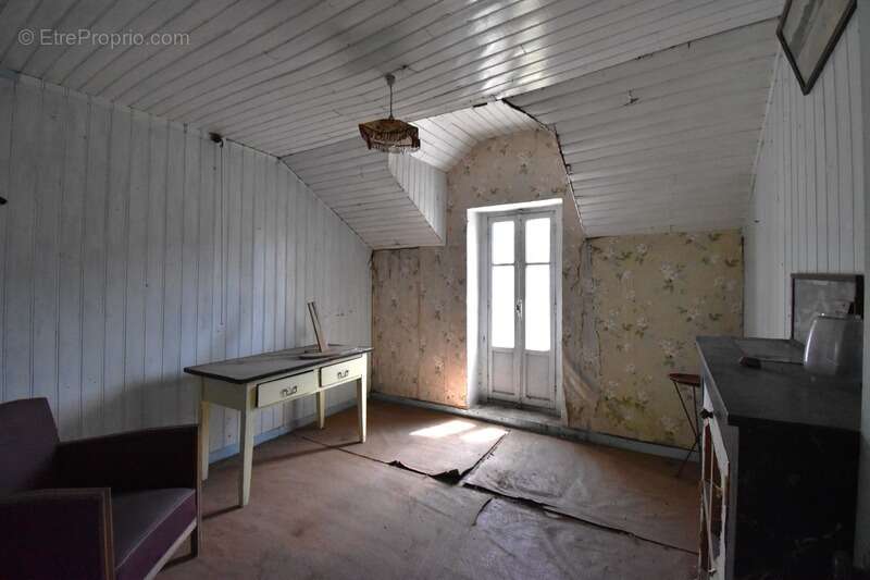 Maison à SAINT-AGREVE