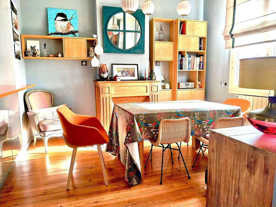 Maison à VILLENAVE-D'ORNON