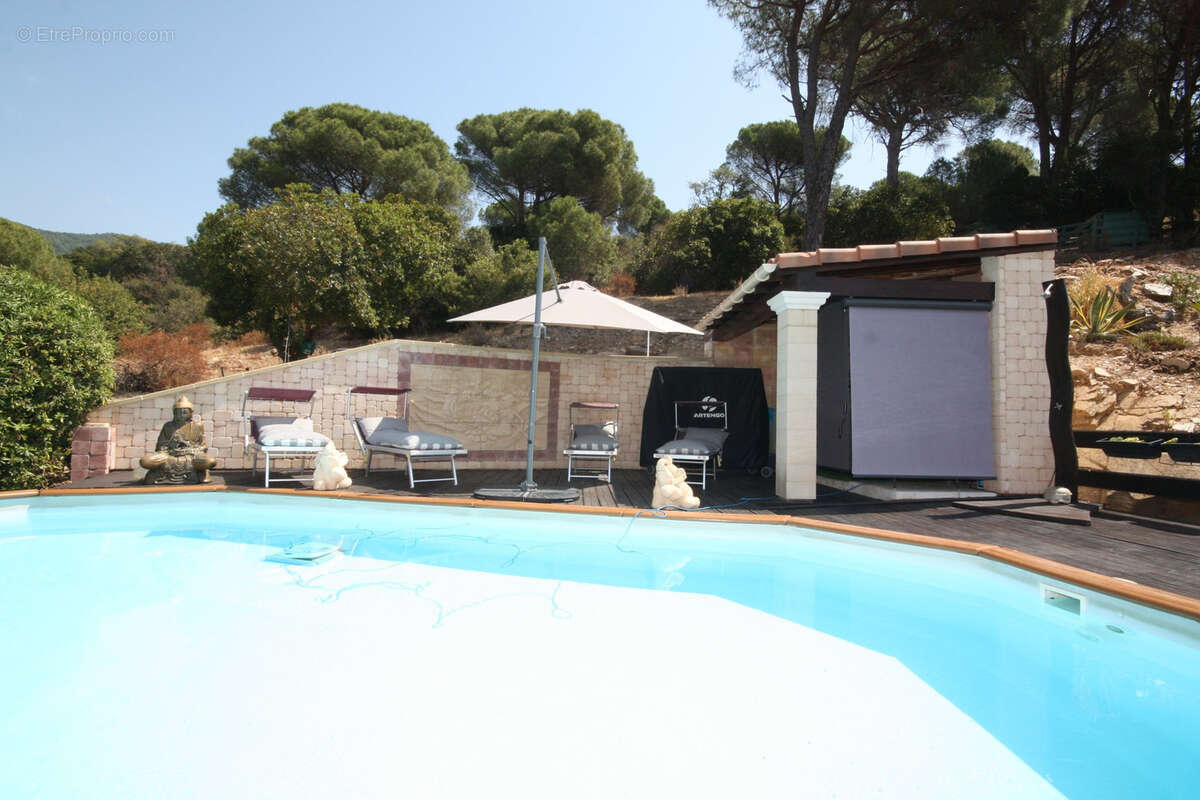 Villa récente à CAVALIERE - photo 9